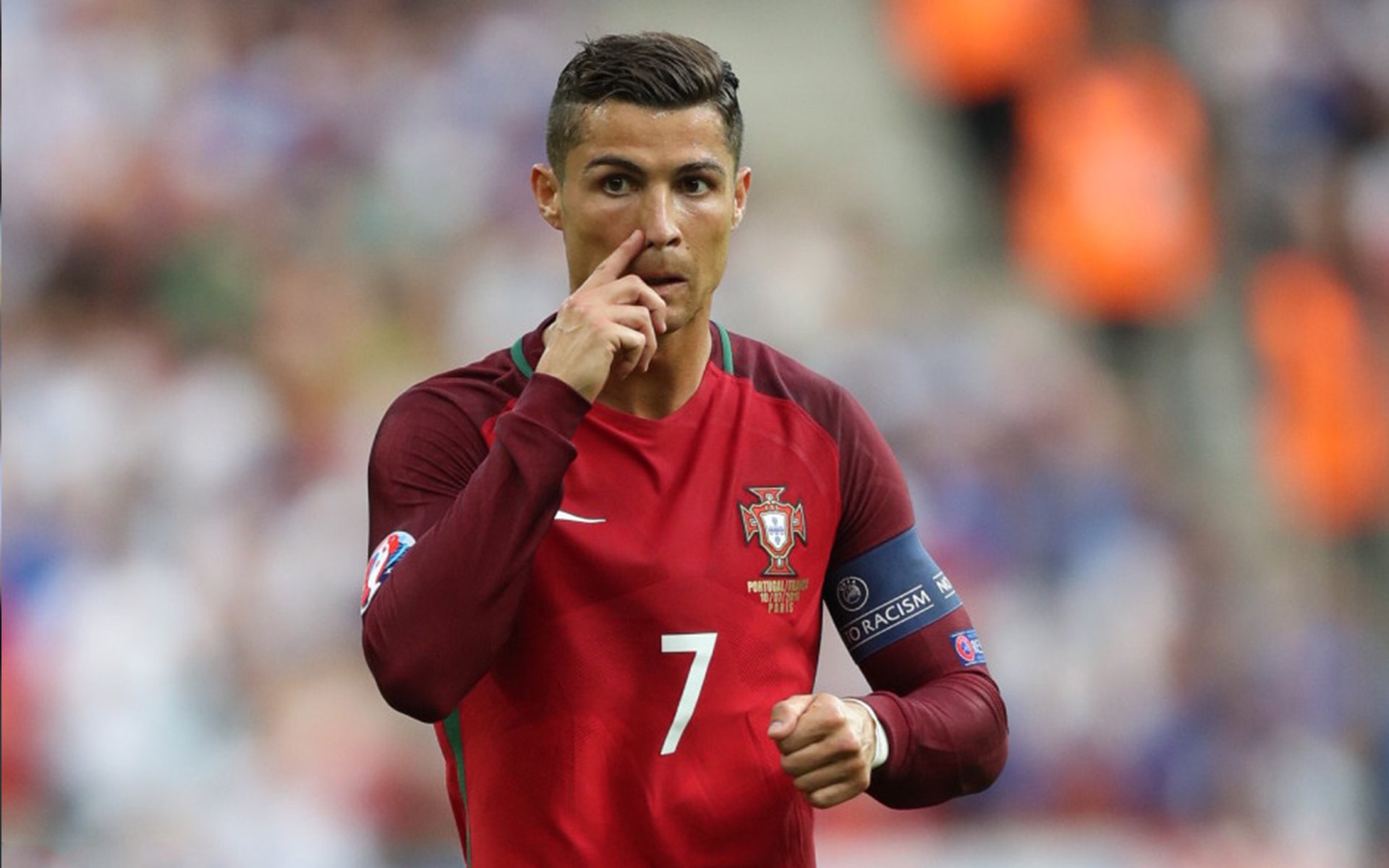 “梅开二度！明星核心一人撑起整场比赛的胜利”